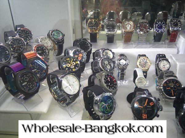 WHITE GUCCI WATCH FROM MBK MALL BANGKOK THAILAND
